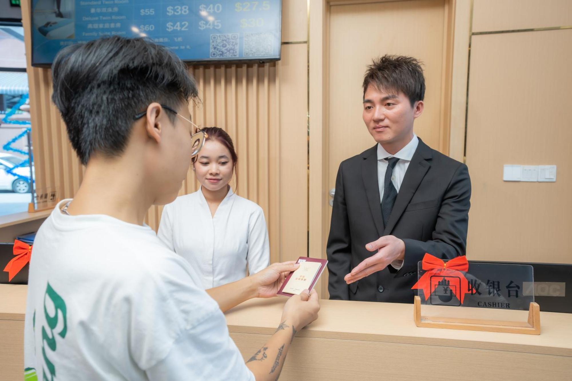 Ark Hotel Phnom Penh Ngoại thất bức ảnh